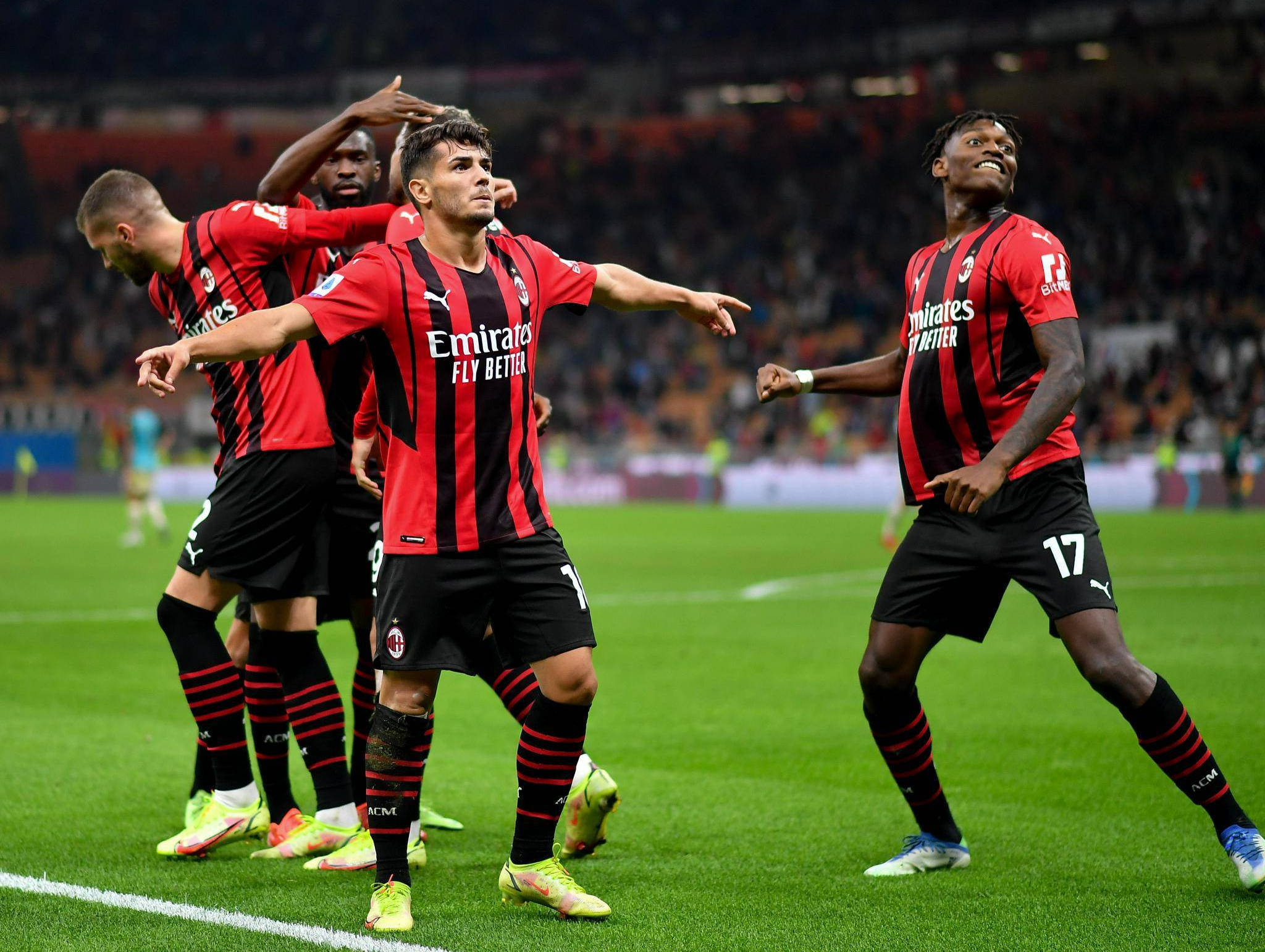 他也以自己 他也以自己