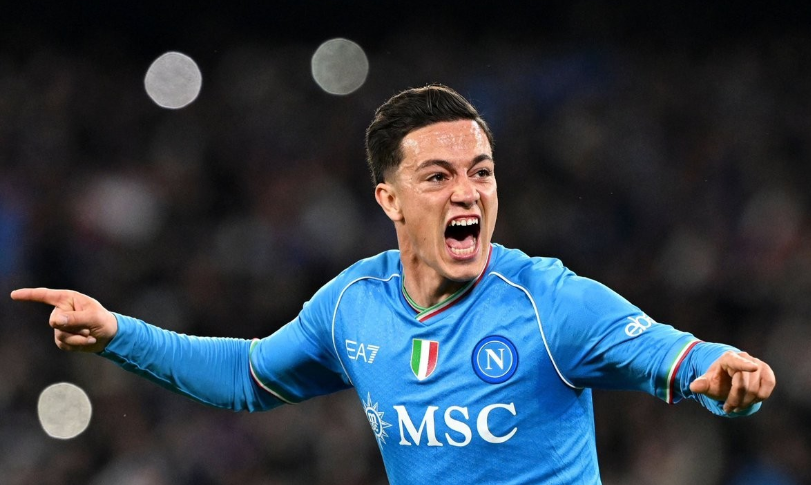 确实为他冲 确实为他冲