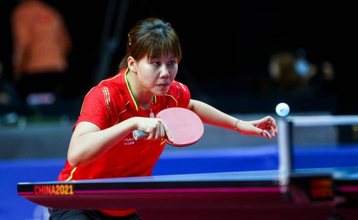 并且持续为 并且持续为